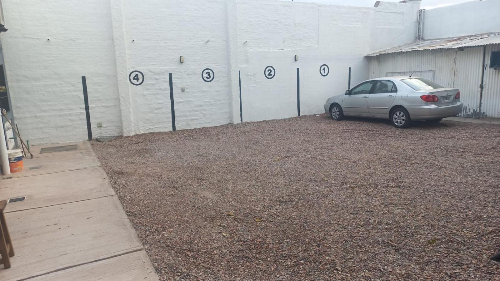 Apartamentos Willy - En Zona Residencial Con Estacionamiento Mendoza Exterior photo